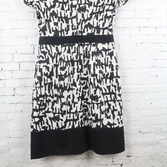 CHIC BY JACOB BLACK & WHITE DESIGN SHORT SLEEVE V NECK MIDI DRESS SIZE XS - Picture 9 of 9
